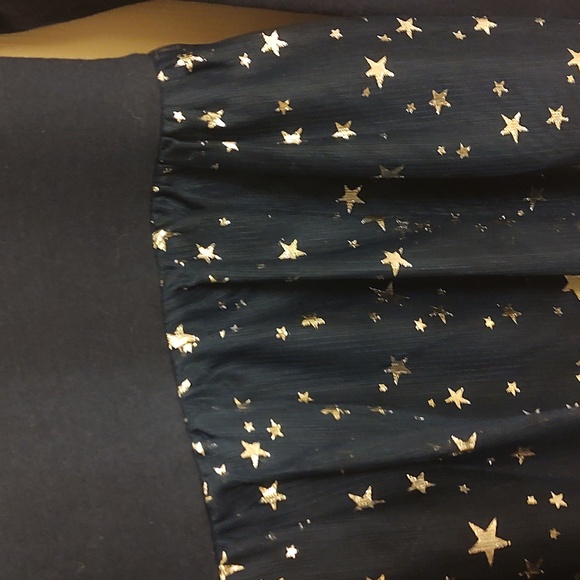 2 girls dresses - Picture 2 of 5